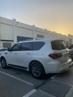 2018 Infiniti QX80 Premium select