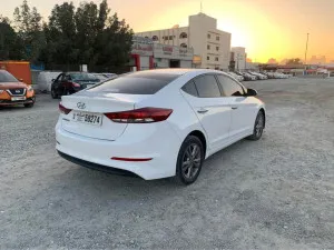 2018 هيونداي النترا SE