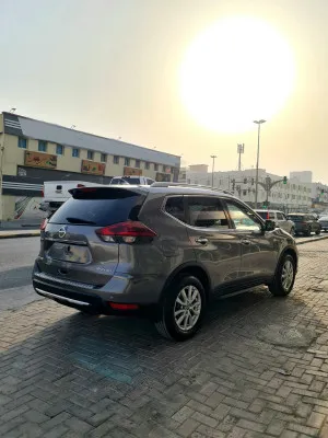 2019 نيسان روج SV