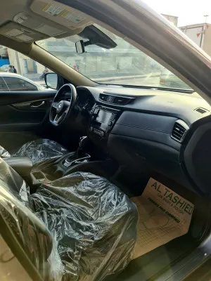 2019 نيسان روج SV