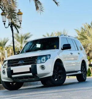 2011 ميتسوبيشي باجيرو GLS