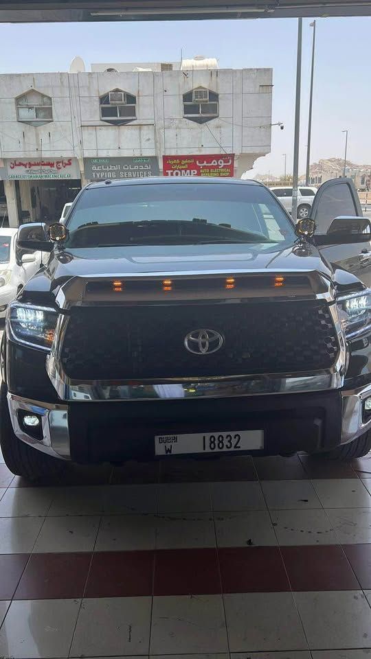2014 تويوتا تندرا Limited