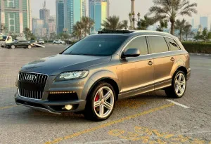 2013 اودي كيو٧ Prestige