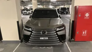 2023 لكزس ال اكس ٦٠٠ Prestige