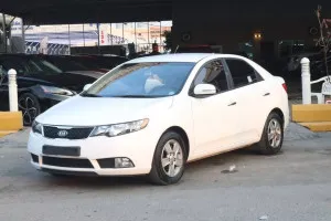 2011 كيا فورتي GT