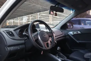 2011 كيا فورتي GT