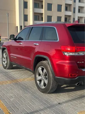 2015 جييب جراند شيروكي Laredo X