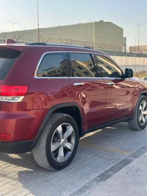 2015 جييب جراند شيروكي Laredo X