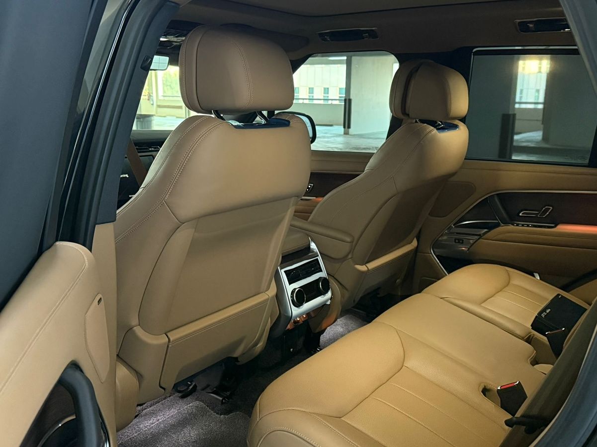 2023 Land Rover Range Rover HSE