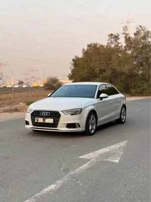 2018 اودي آي ٣ Prestige