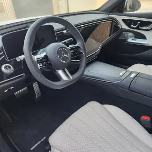 2025 Mercedes-Benz E-Class E300
