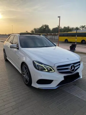 2016 مرسيدس-بنز الفئة - E E300