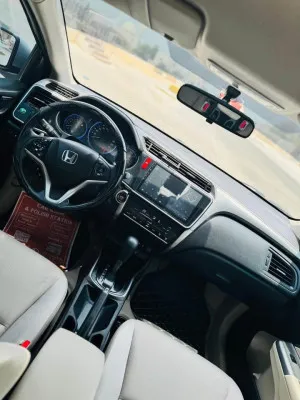 2016 هوندا سيتي LX