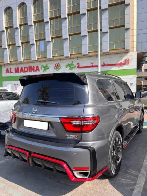 2022 Nissan Patrol LE Platinum city