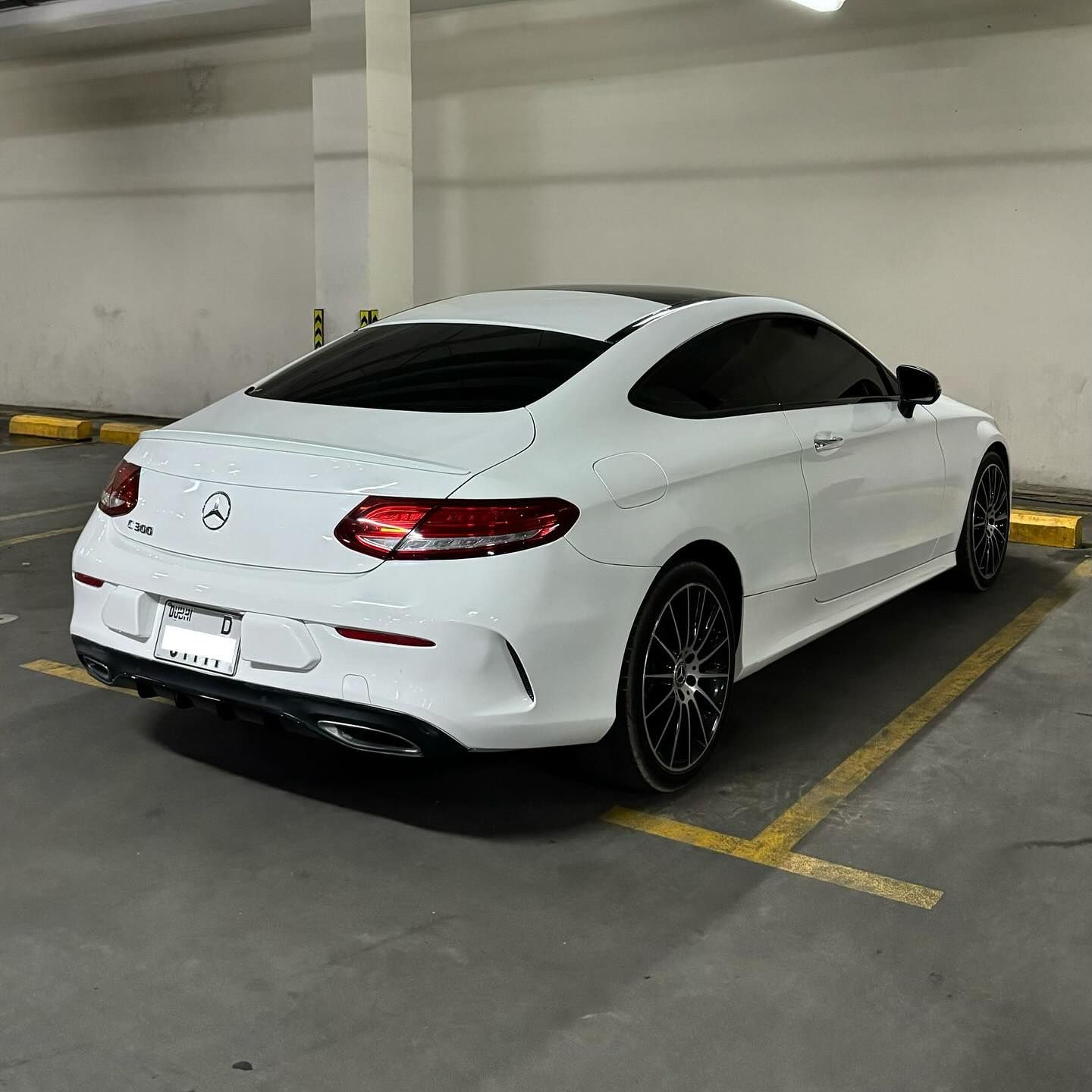 2017 مرسيدس-بنز آلفئة - C C300 Coupe
