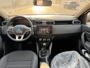 2024 رينو داستر LE 4x4
