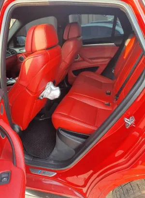 2013 BMW X6 50i