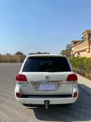 2010 تويوتا لاند كروزر GXR