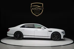 2022 بنتلي فلاينج سبير V8