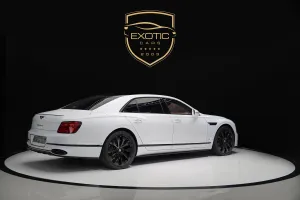 2022 بنتلي فلاينج سبير V8