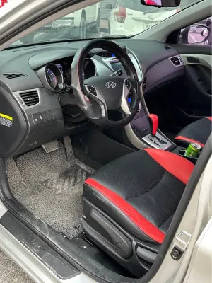 2012 Hyundai Avante SE