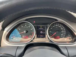 2009 اودي كيو٧ Premium Plus