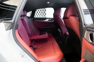 2024 بي أم دابليو i4 - اي ٤ eDrive40