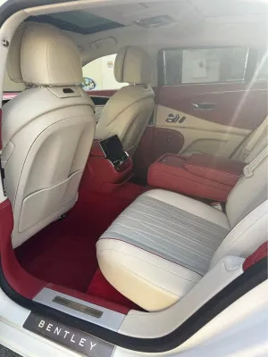 2022 بنتلي فلاينج سبير V8