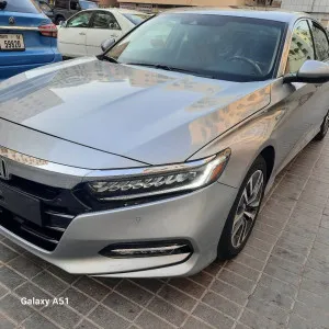 2018 هوندا أكورد DX