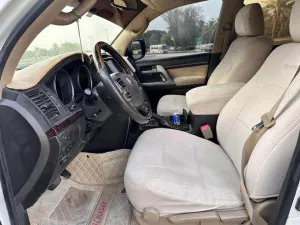 2010 Toyota Land Cruiser VXR