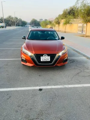 2022 Nissan Altima SR