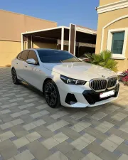 2024 BMW 5-Series 520i