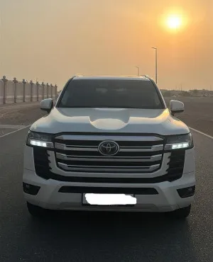 2022 تويوتا لاند كروزر GXR