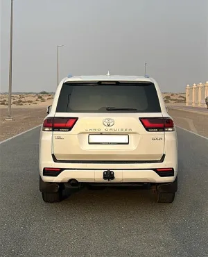 2022 تويوتا لاند كروزر GXR