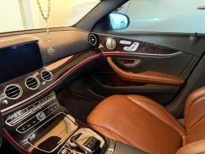 2017 مرسيدس-بنز الفئة - E E300