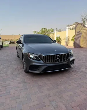2017 مرسيدس-بنز الفئة - E E300