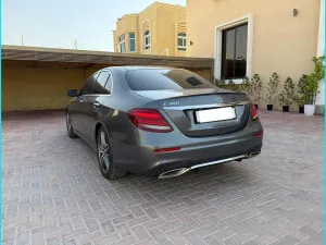 2017 مرسيدس-بنز الفئة - E E300
