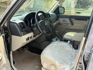 2017 Mitsubishi Pajero GLS