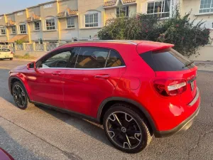 2019 مرسيدس-بنز GLA - جي ال اي GLA250
