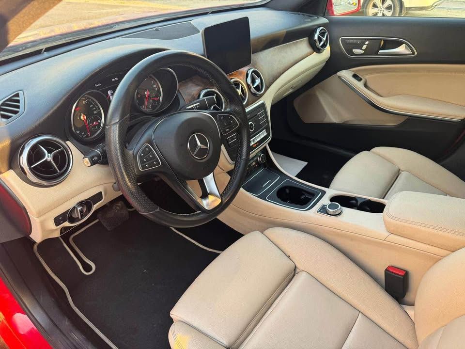 2019 مرسيدس-بنز GLA - جي ال اي GLA250