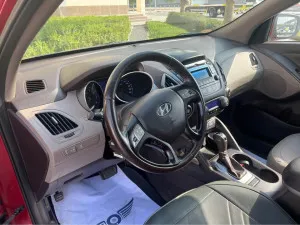 2014 هيونداي توسان Limited