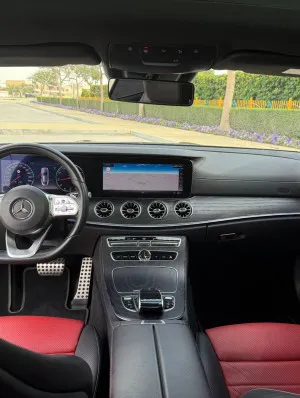 2020 مرسيدس-بنز الفئة - E E300