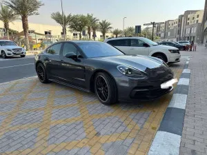 2018 بورش باناميرا GTS