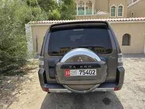 2010 Mitsubishi Pajero GLS