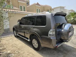 2010 Mitsubishi Pajero GLS