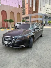 2010 اودي آي ٦ Standard