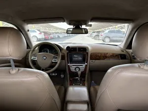 2008 جاكوار اكس كي ار