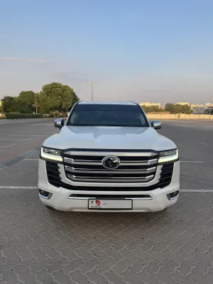 2022 Toyota Land Cruiser VXR