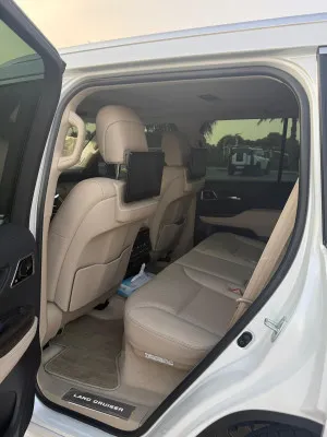2022 Toyota Land Cruiser VXR