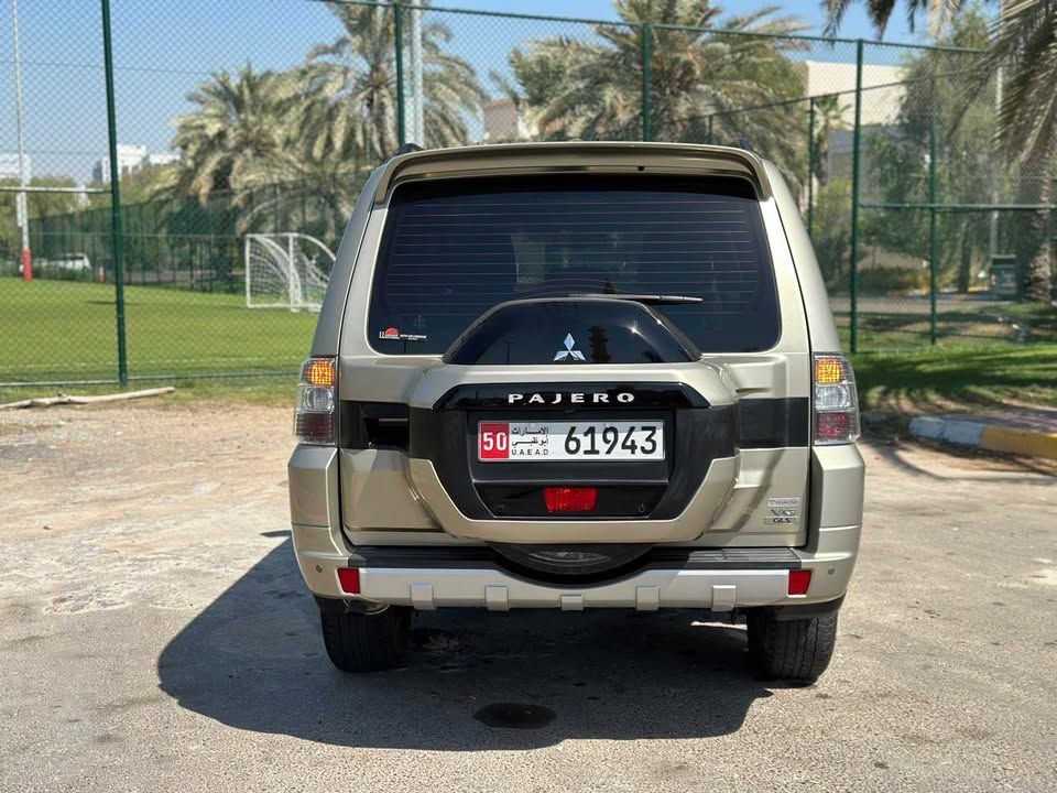 2017 Mitsubishi Pajero GLS